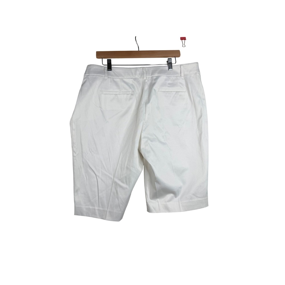 NWT 7th Avenue Bermuda Short size 18 White - Picture 9 of 12